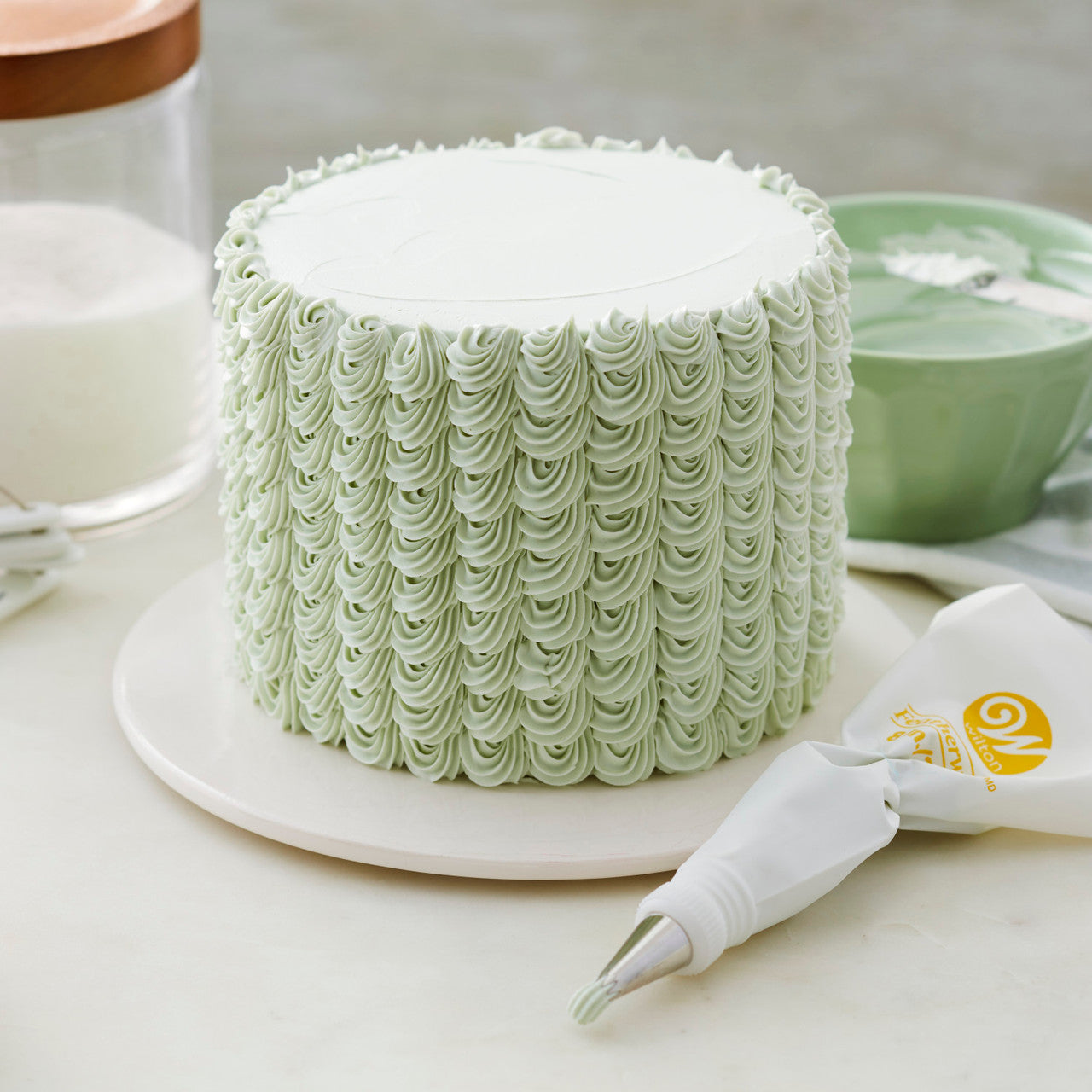 Reusable Featherweight Decorating Piping Bag, 8 inch, Wilton