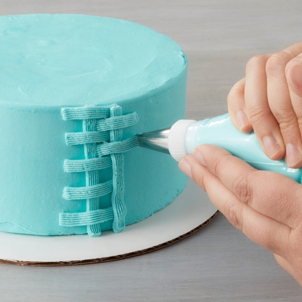 Basket Weave Decorating Tip 47, Wilton