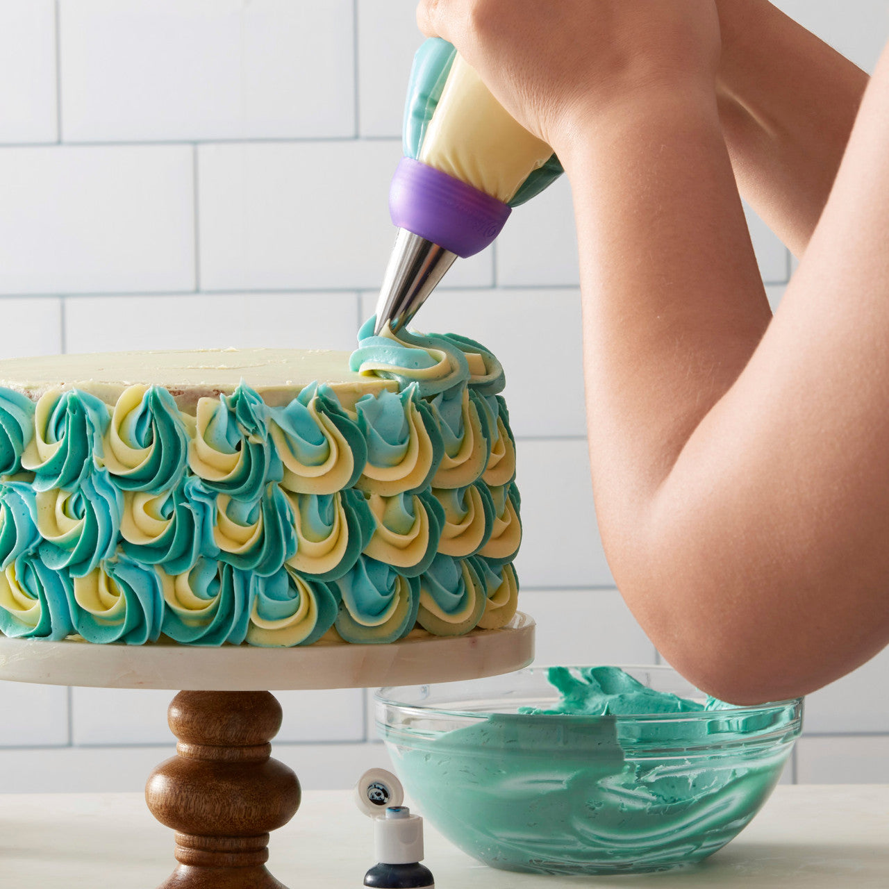 Color Swirl 3-Color Coupler Decorating Set, Wilton