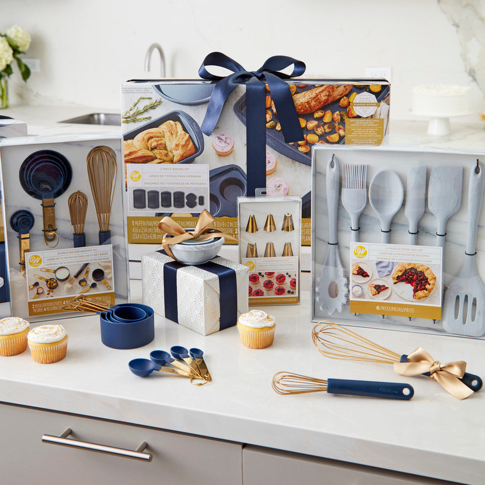 Wilton Navy Blue and Gold Nesting Measuring Cups With Snap-On Ring, 4 Count